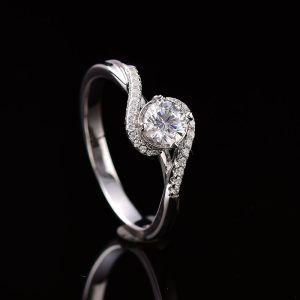 Synthetic Moissanite Angel Eyes Women's Ring