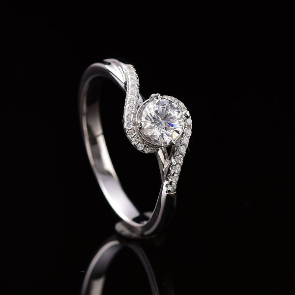 Synthetic Moissanite Angel Eyes Women's Ring