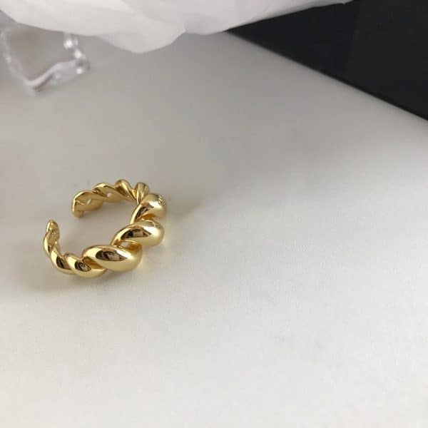 Female Retro Fashion Elegance Simple Ring