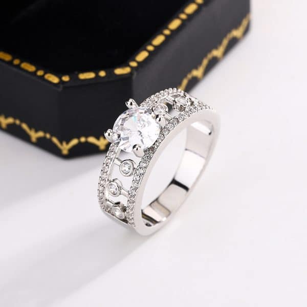 Dewdrop Hollow-out Anti-moissanite Ring High-grade Special Interest Light Luxury