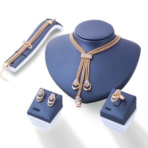 Ornament Vintage Metal Diamond-studded Necklace Earring Ring Bracelet Four-piece Diamond Jewelry Set Combination