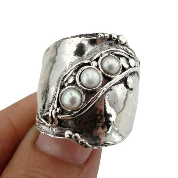European And American New Women's Retro Simple And Exaggerated Personality Ring