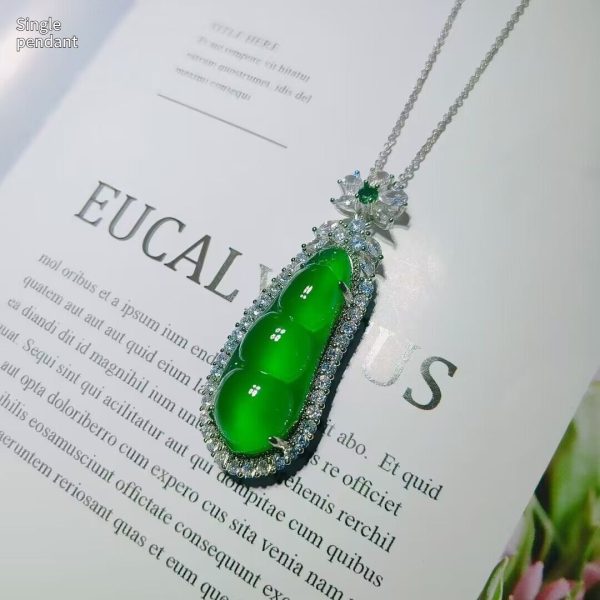 Silver Plated Inlaid Emerald Green Chalcedony Fu Dou Pendant Green Agate Women's Necklace