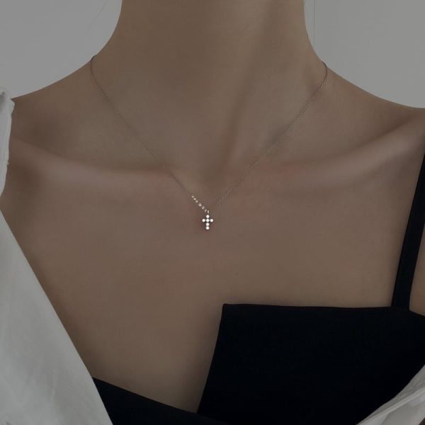 Simple Mini Cross Necklace Clavicle Chain