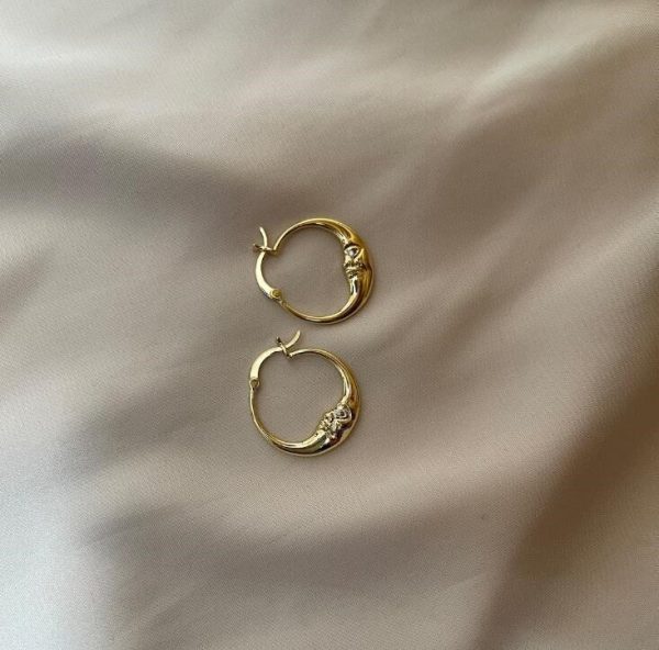 Circle Face Moon Metal Alloy Earrings