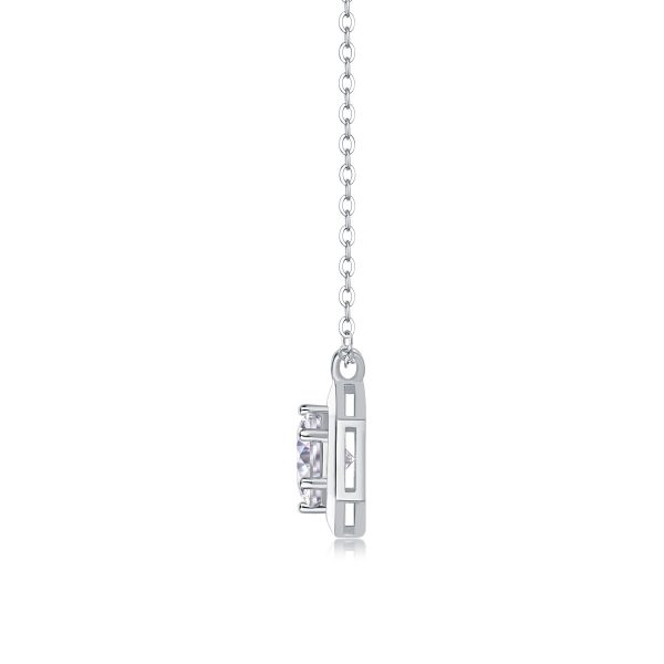 Silver Necklace Moissanite Geometric Pendant Fashion