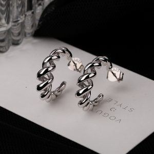 Spiral Twisted Metal Circle Female Stud Earrings