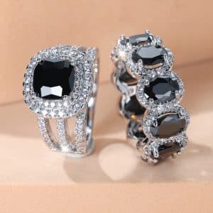 Egg-shaped Full Circle Micro Inlaid Zircon Ring Set