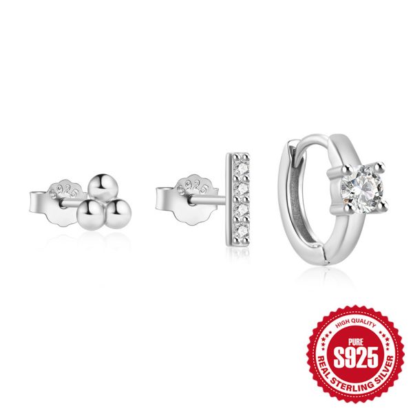 cb5a11ec-37d2-478f-8e93-8ae3745b7346.jpg S925 Sterling Silver Fashion Simple Mini Geometric Glossy Round Eight-pointed Stars Single Row Zircon Set Earrings