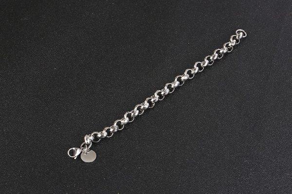 Retro Titanium Steel Circle Round Buckle O-shaped Bracelet