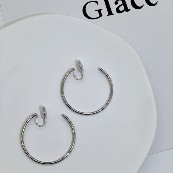 Women's Temperament Circle Mosquito Coil Ear Clip To Show Thinness
