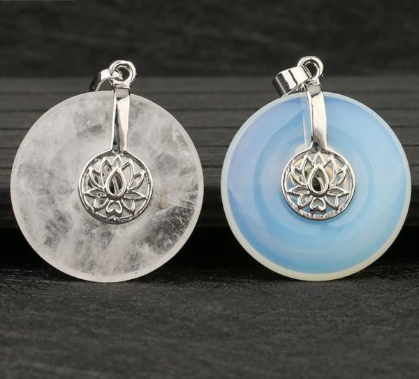 Natural Crystal Lotus Safety Buckle Pendant Multicolor Crystal Necklace