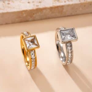 Women's Fashionable Stainless Steel Simple Ring