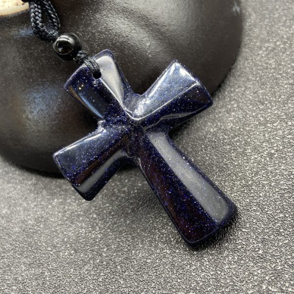 Natural Stone Christmas Gift Agate Woven Semi-precious Stone Cross Necklace
