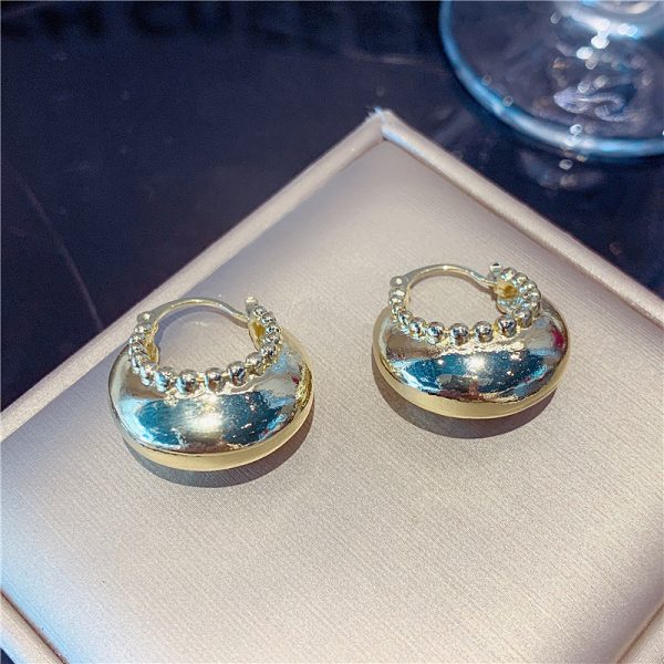 Niche Design Metal Circle Ear Clip Women