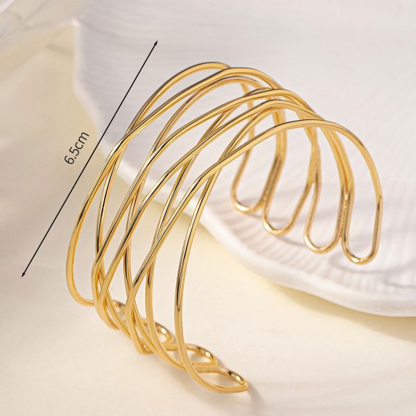 Elegant Classical Retro Style Cross Staggered Open-ended Bracelet