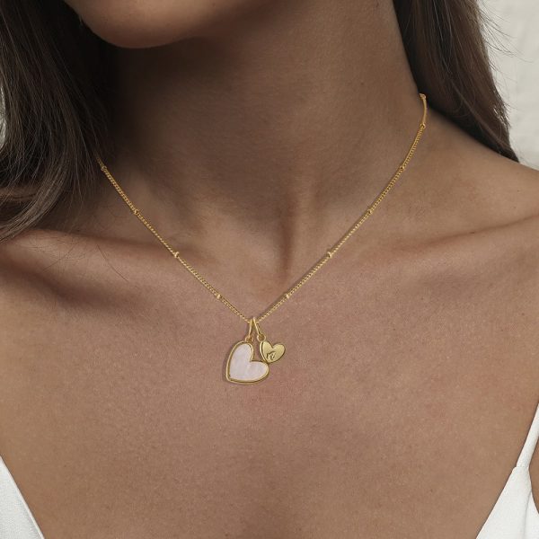 d72016b5-10a5-41f3-a78a-12b98e35c37a.jpg 18K Real Gold Plating Letter In White Fritillary Advanced Cold Style Female Clavicle Chain