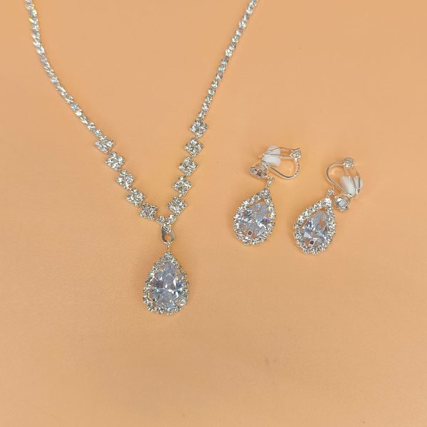 Brilliant Full Diamond Zircon Water Drop Necklace Eardrop Jewelry Set
