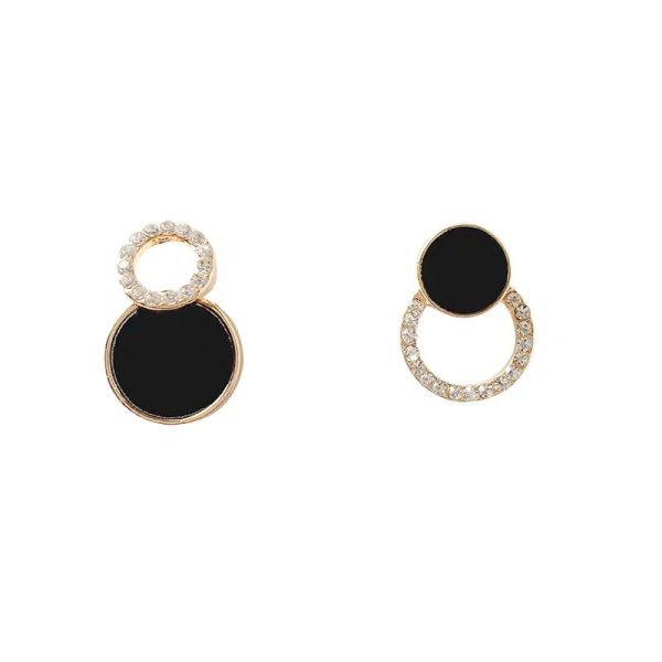 Women's Temperament Geometric Asymmetric Circle Earrings