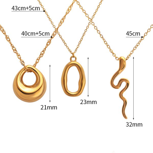 deda6a71-a698-4b8e-87be-da084d35cf76.jpg Popular Geometric Irregular Glossy Ring Snake Pendant Clavicle Chain