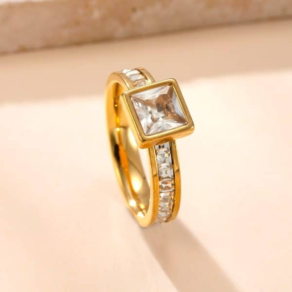 Women's Fashionable Stainless Steel Simple Ring