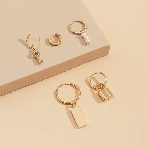 Trendy Mix And Match Geometric Square Brand Lock Set Earrings