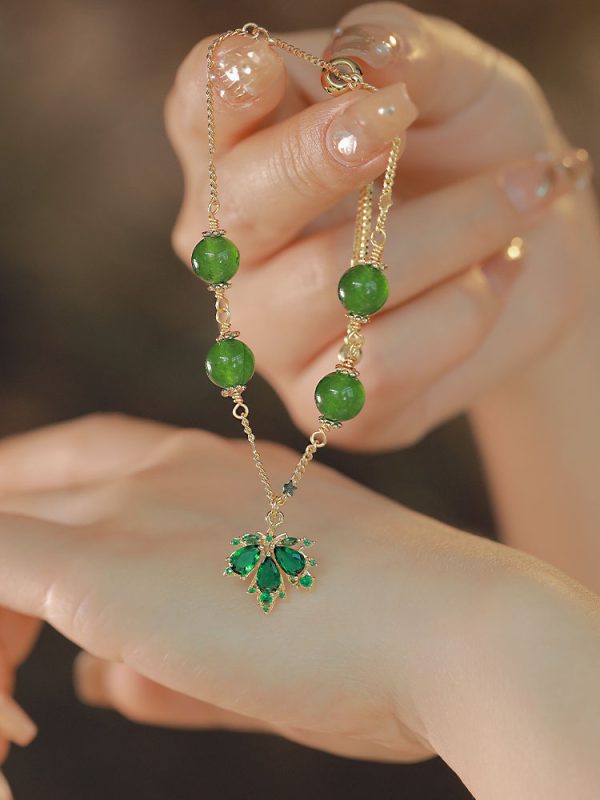 Women's New Chinese Zircon Maple Leaf Pendant Adjustable
