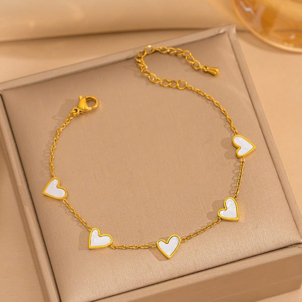 Multi-Color Three-dimensional Heart Shell Clavicle Chain Personality Heart-shaped Titanium Steel Bracelet