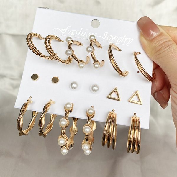 e8abb1de-e93a-4b1d-8212-a498c5d7b1ea.jpg Temperament Small Circle Earrings Set Creative Cold Wind Pearls