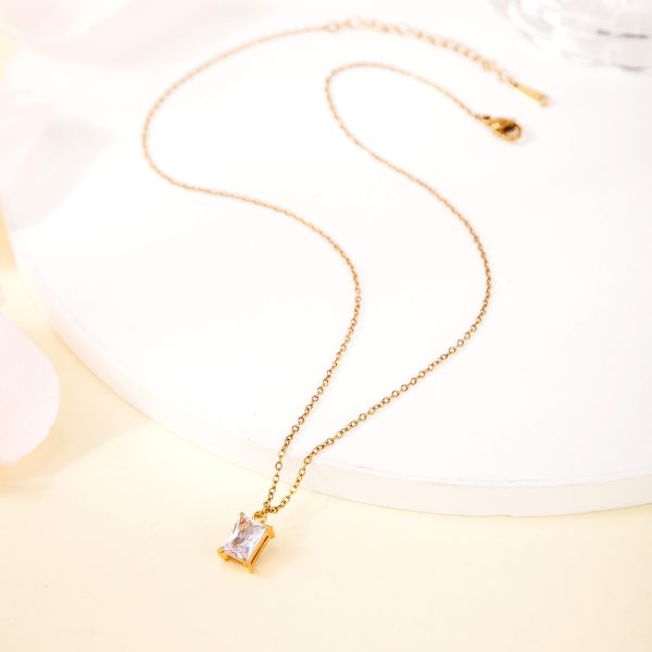 Gold Plating Simple Square Pendant Necklace For Women