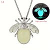 Fantasy Luminous Bee Necklace Firefly Inlaid Pearl Design Personalized Luminous Effect