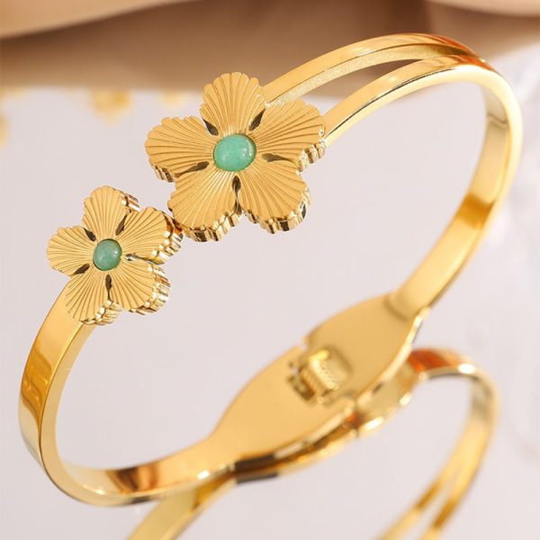Personalized Flower Stainless Steel Bracelet For Women