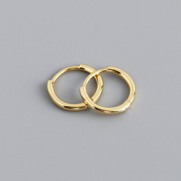 High-quality Circle-shaped S925 Sterling Silver Ear Buckle