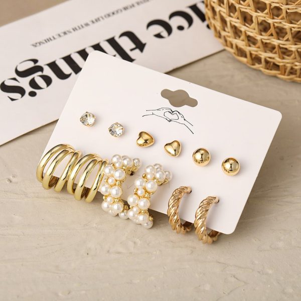 Cross-border Hot Selling Inlaid Pearl Twist Temperament Women's Earrings Set 6 Pieces Creative Retro Gold Love Heart Stud Earrings