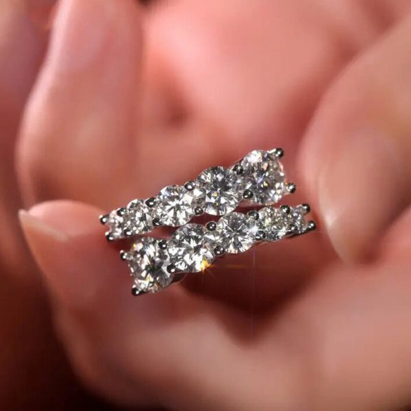 Round Four-claw Inlaid Ring Elegant French Style