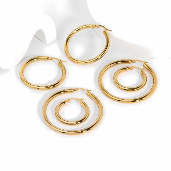 Stainless Steel Exaggerated Circle Hollow High-grade Earrings