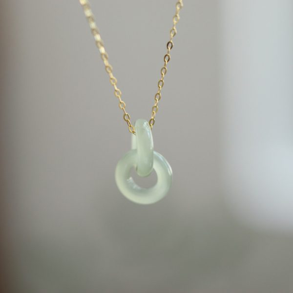 fa6bace4-026d-4b94-86f7-47d691b5db4f.jpg Women's Natural Hetian Jade Necklace