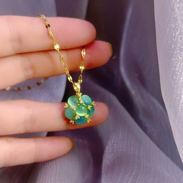 Women's Fashion Elegant Green Round Opal Necklace