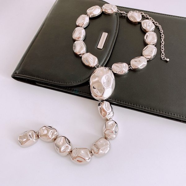 fd8cf731-391d-4424-ba90-7290d84fdfbf.jpg Pleated Necklace Personalized All-match Sweet Cool Style Clavicle Chain